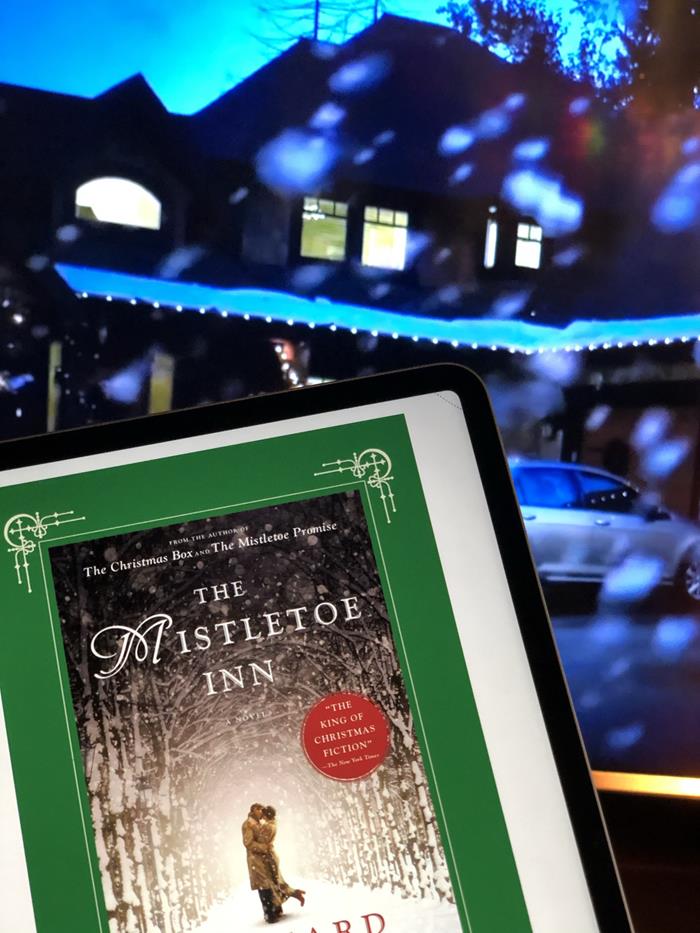 The Mistletoe Inn Book vs Movie