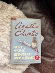One Two Buckle My Shoes book cover